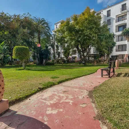 Jardines Del Puerto 741 מארבלה