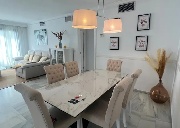 Jardines Del Puerto 741 *