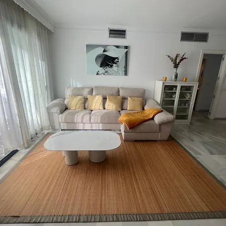 Jardines Del Puerto 741 شقة