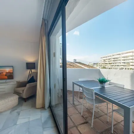 Jardines Del Puerto 741 * ماربيا